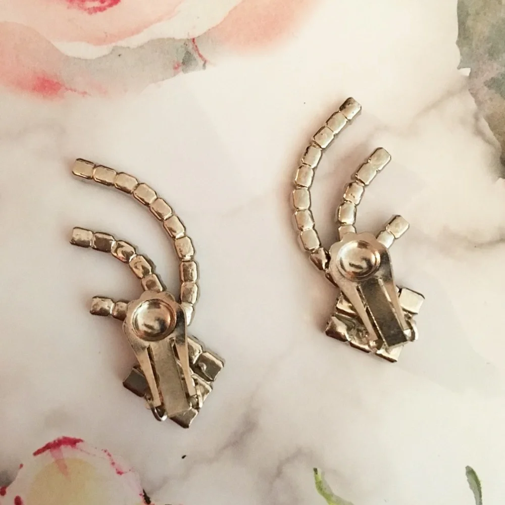 Blue Rhinestone Shooting Star-like ClipOn Earrings